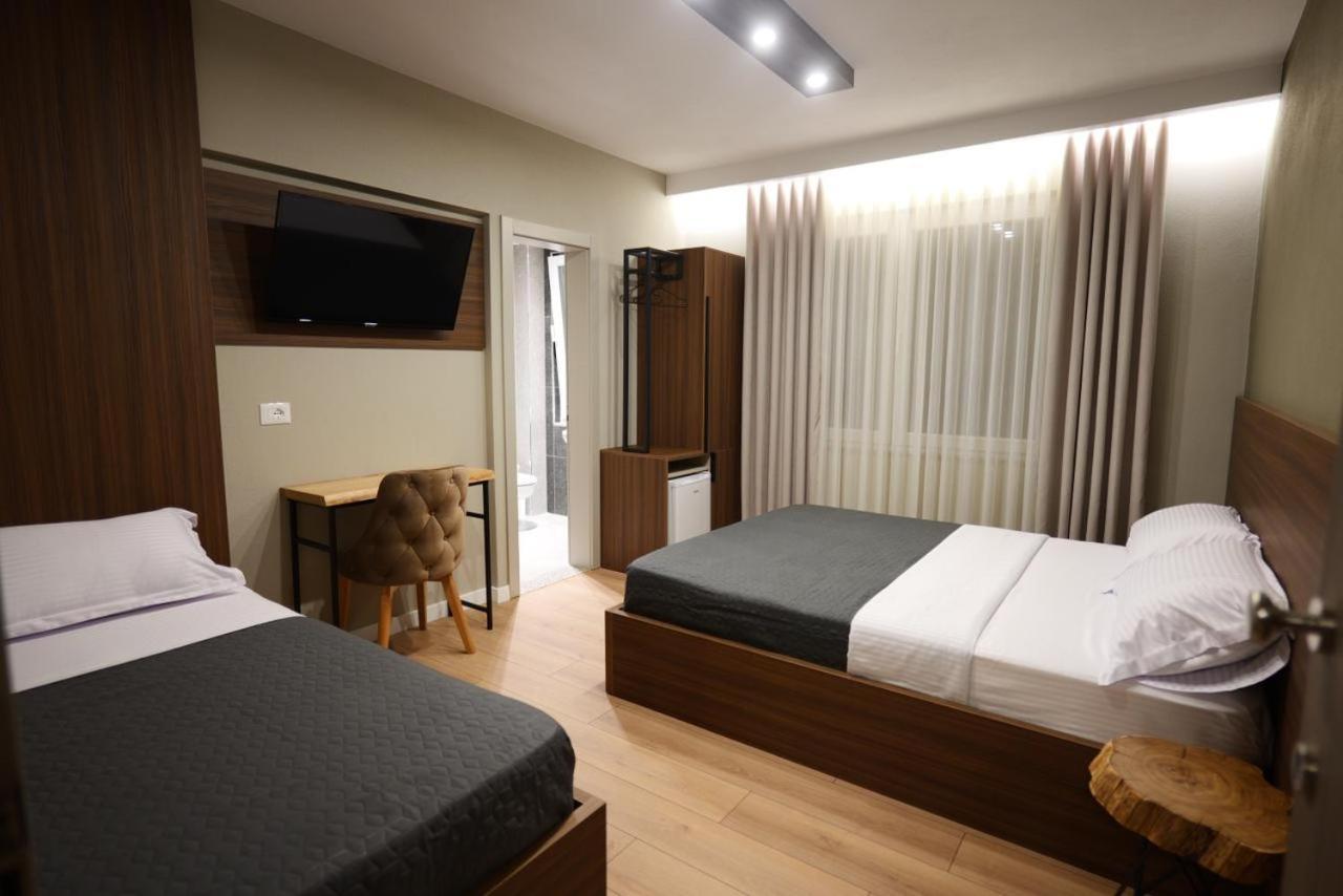 Hotel Ikona Shkoder Exterior photo