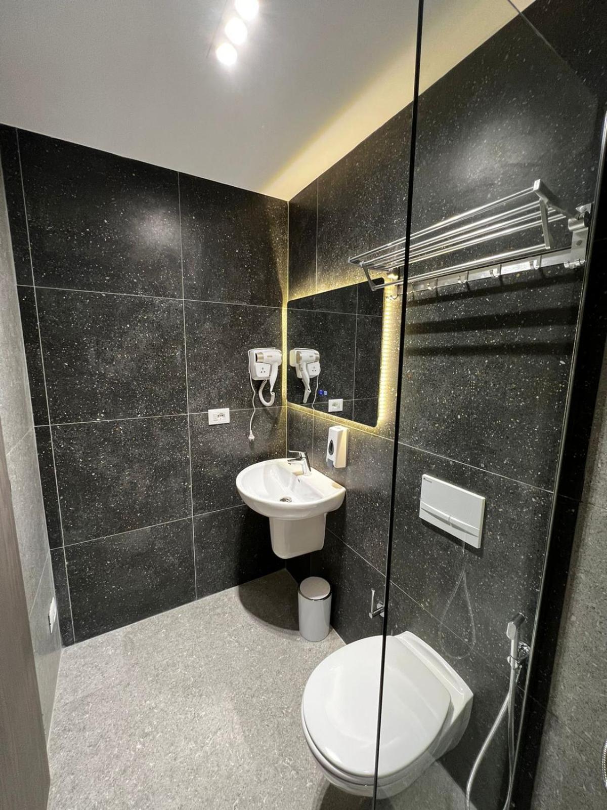 Hotel Ikona Shkoder Exterior photo